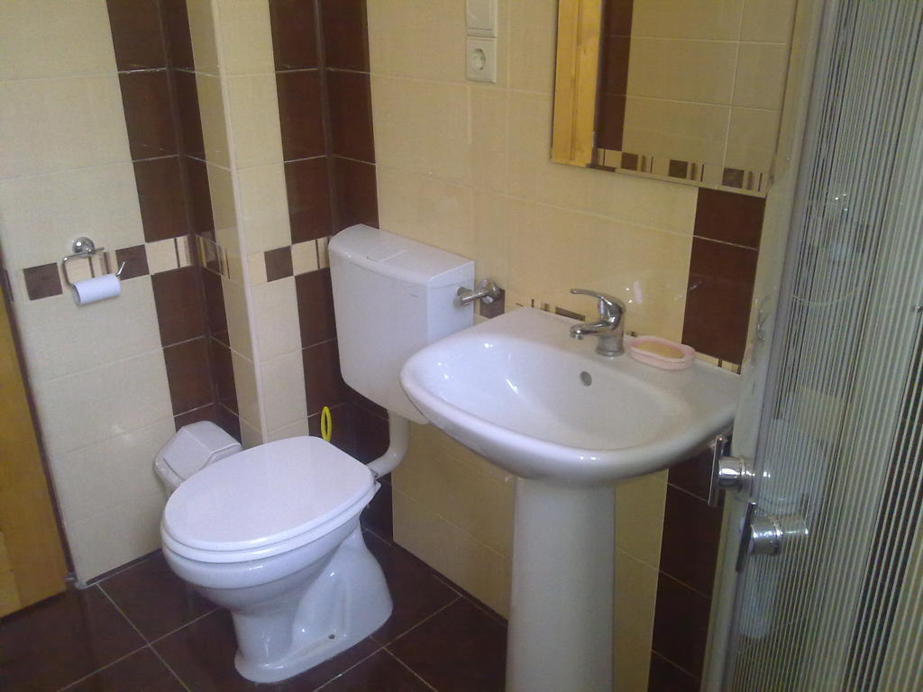 Отель Casa Dancs Ковасна Номер фото