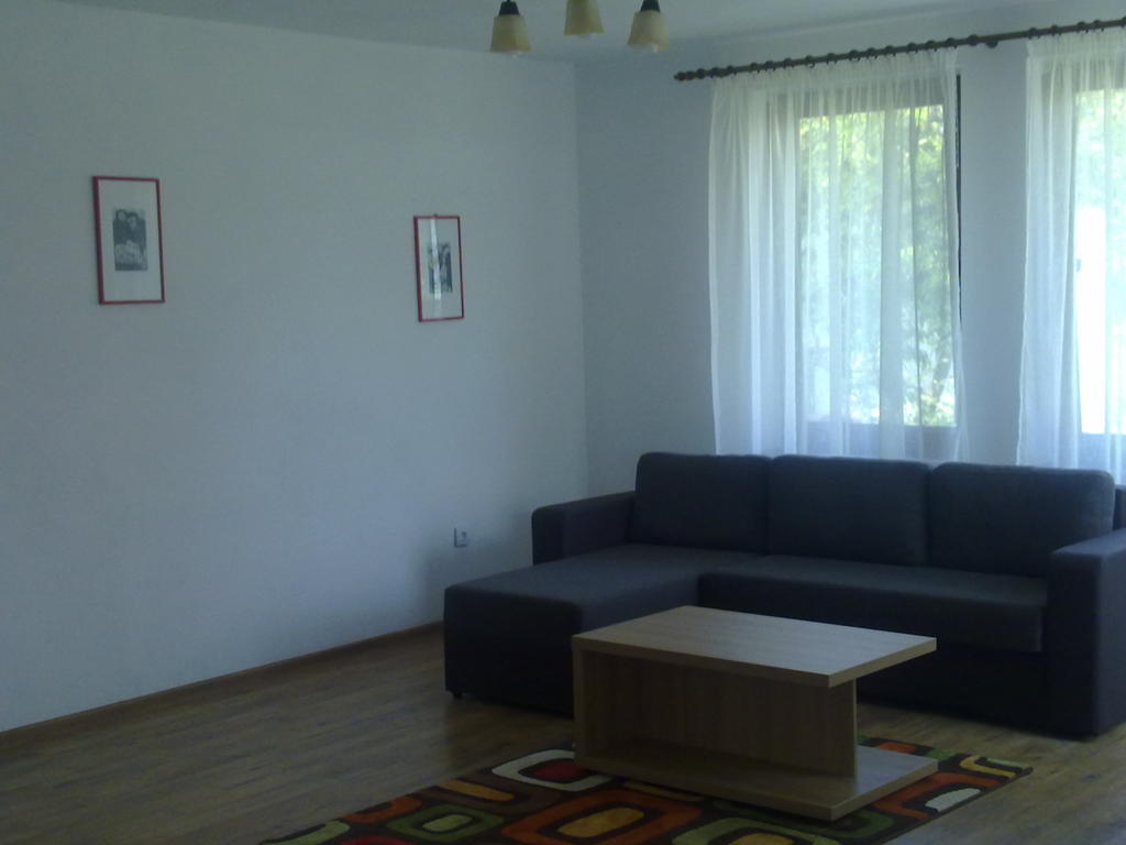 Отель Casa Dancs Ковасна Экстерьер фото