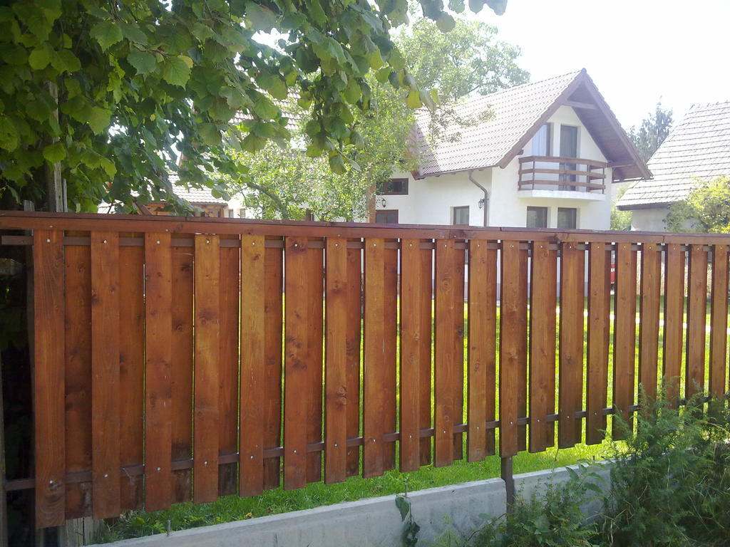 Отель Casa Dancs Ковасна Экстерьер фото